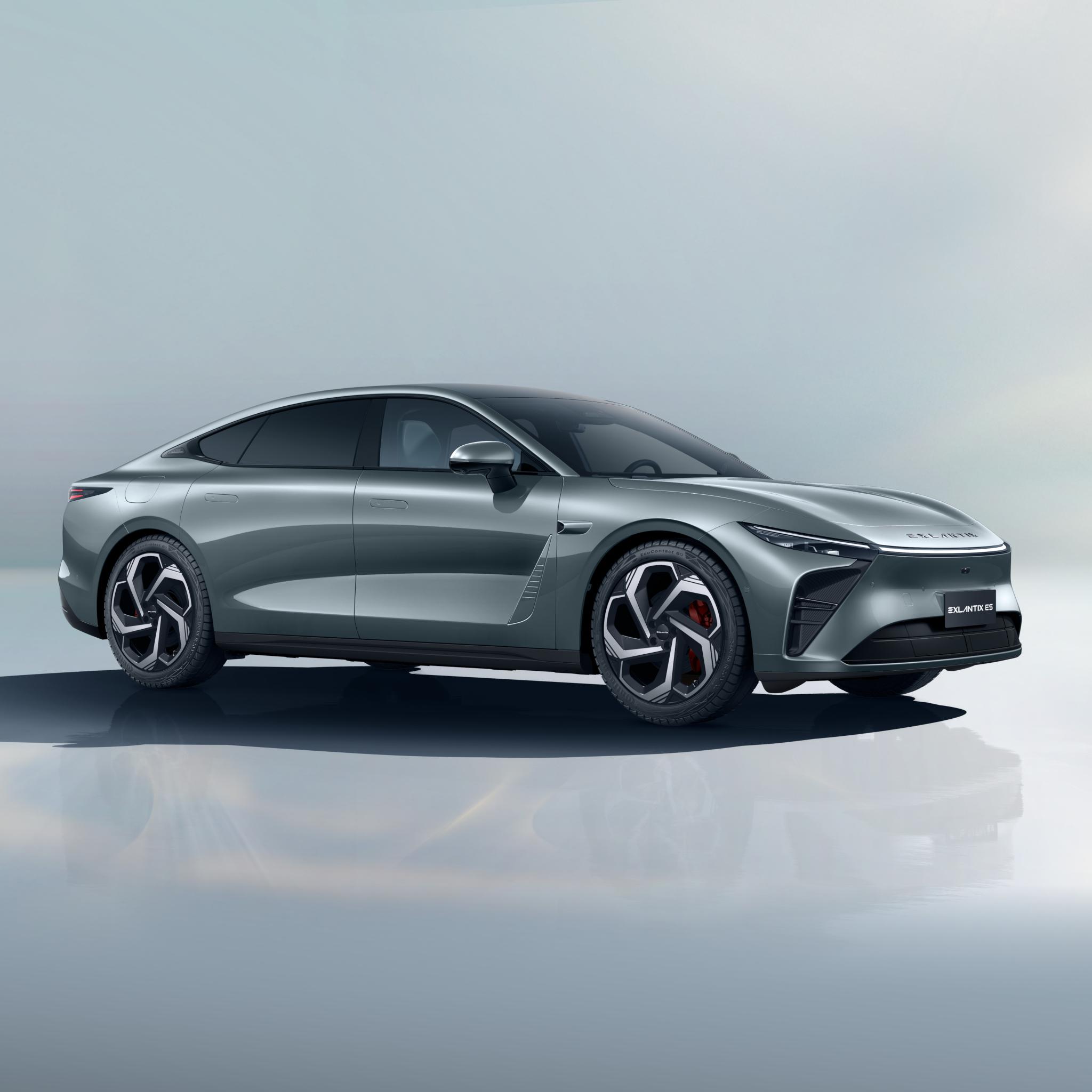 Первое четырехдверное гибридное купе EXEED EXLANTIX ES доступно для предзаказов