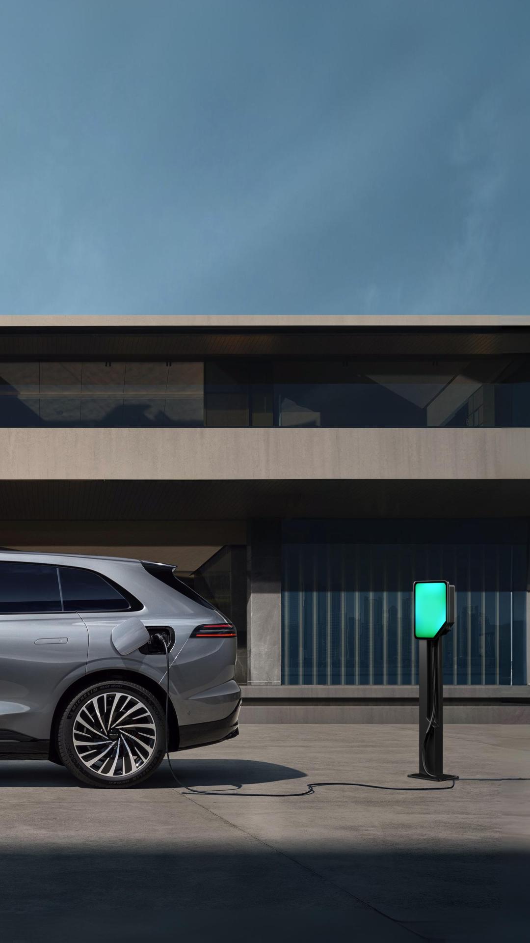 Мобильное<br>приложение<br>Яндекс Заправки