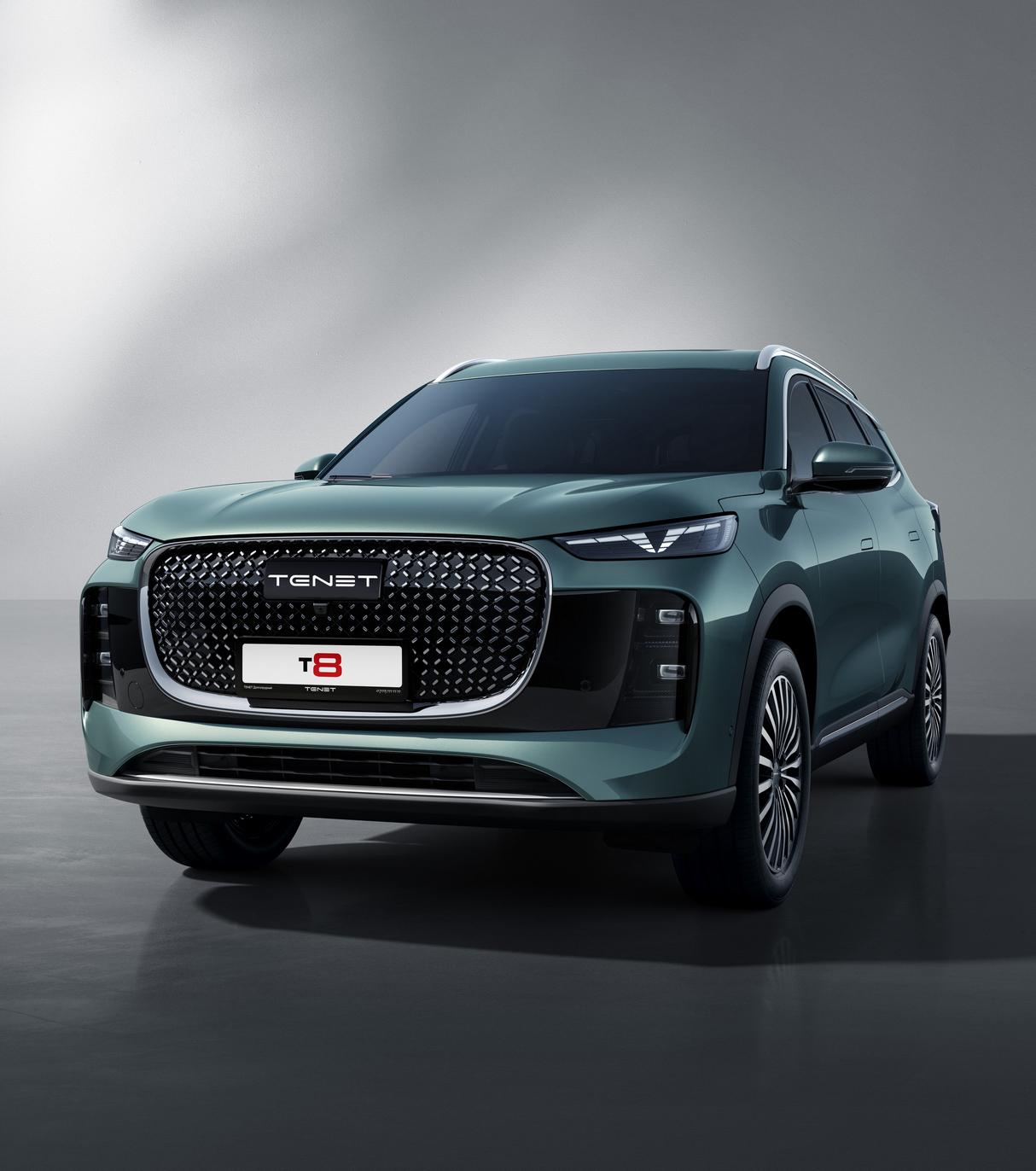 Первая модель бренда TENET – городской кроссовер TENET T8