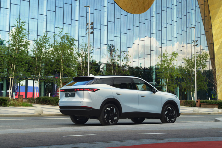 Просторный салон и объемный багажник — гарантия комфорта и практичности OMODA C7