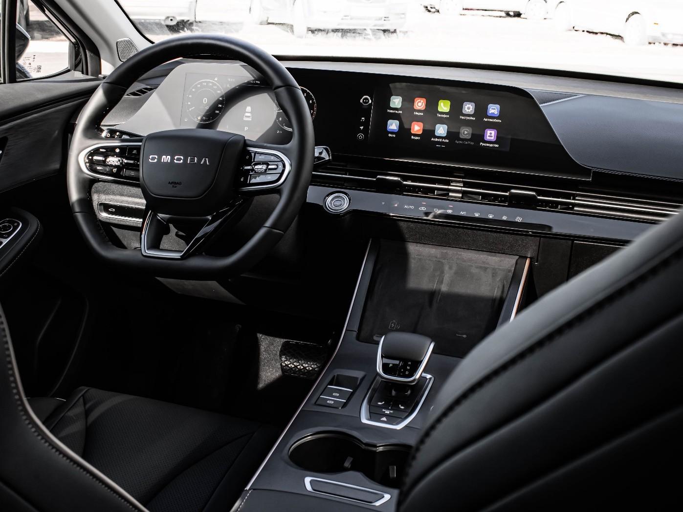 OMODA C5 — умный партнёр для современных водителей