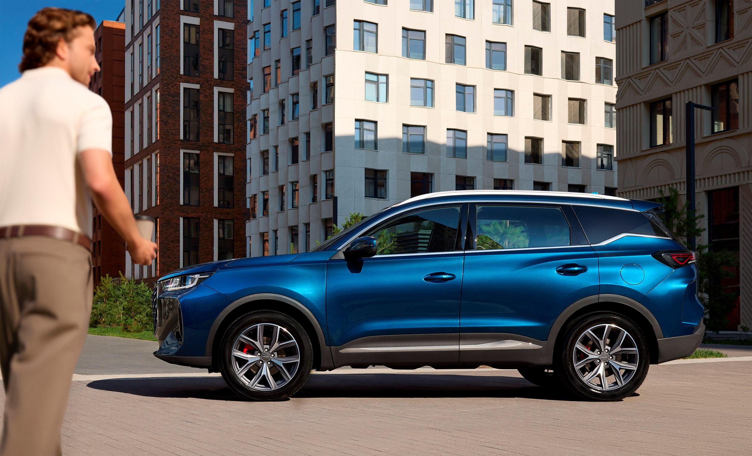 Силуэт и парящая крыша