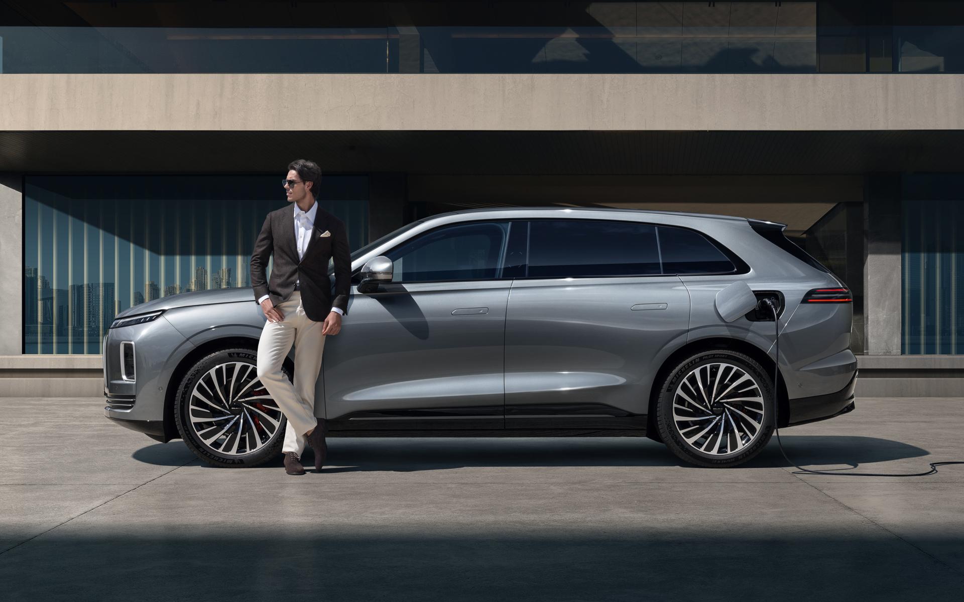 Помощь на дорогах EXLANTIX