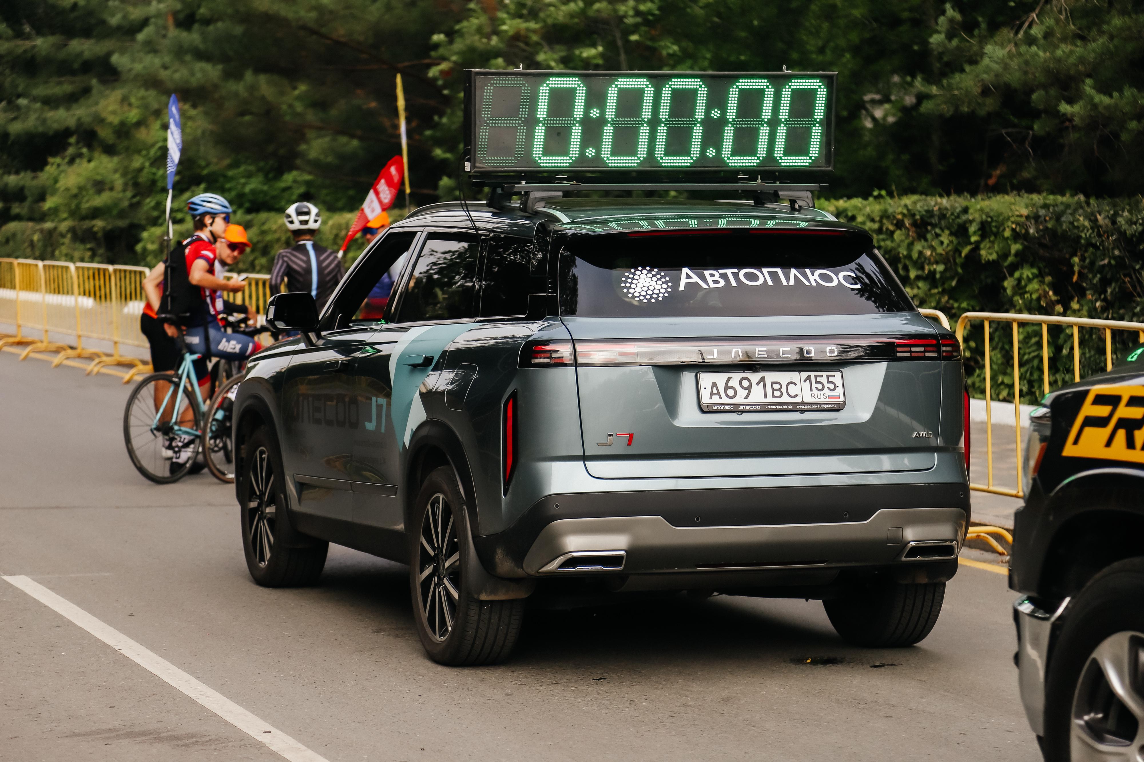 OMODA | JAECOO Автоплюс – стали партнерами Сибирского Международного Марафона!