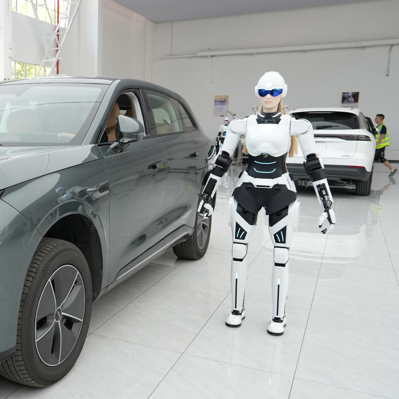 AiMOGA - первый в мире автономный робот, открывающий двери