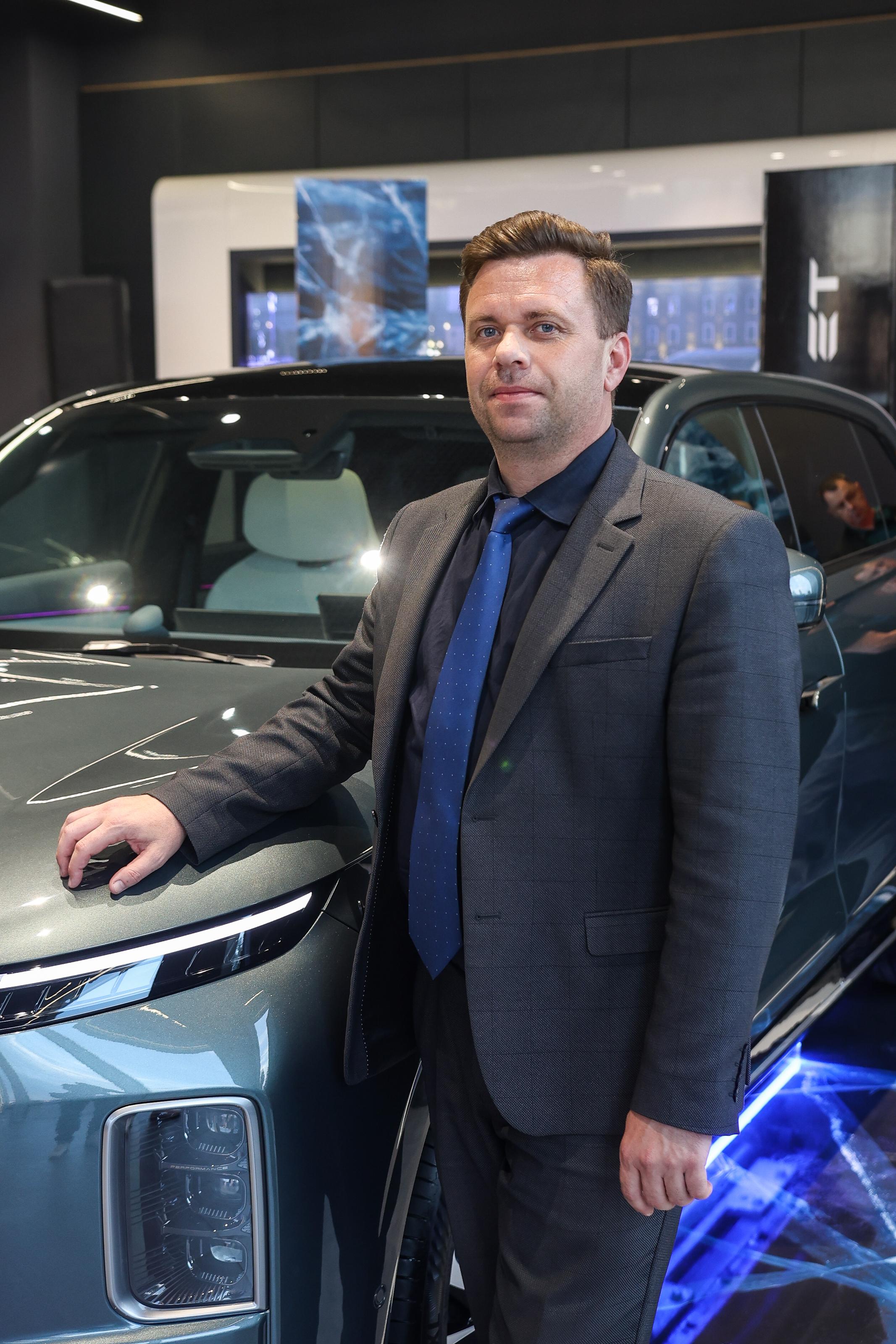 Светиков Максим Викторович