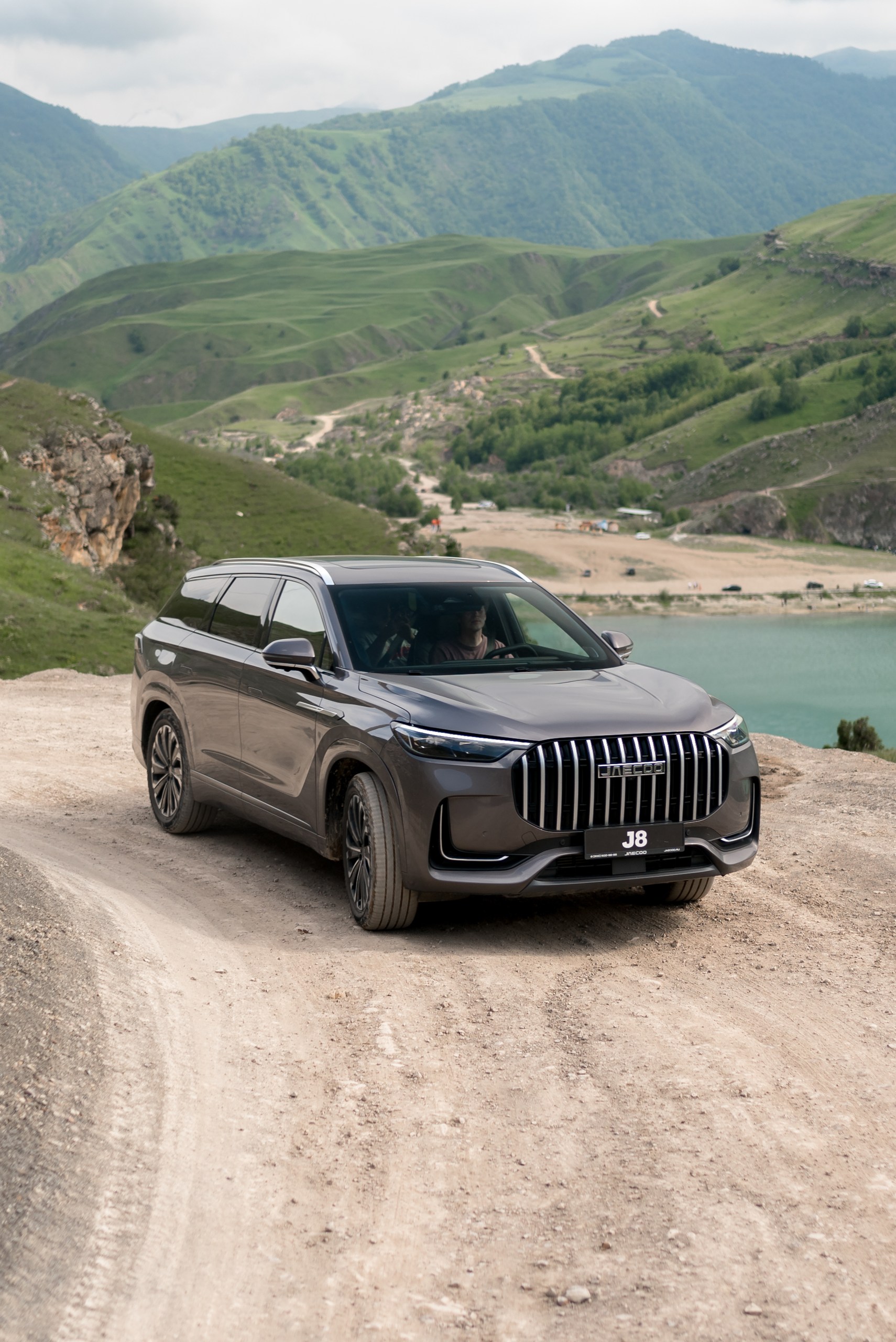 Купить JAECOO J8 в Тюмени - больший функциональный кроссовер!