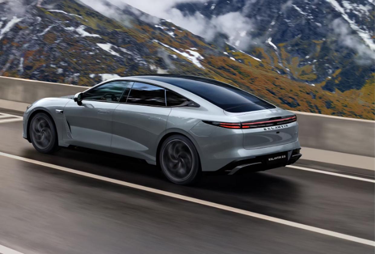 Новый уровень стиля и динамики: четырехдверное купе EXLANTIX ES покоряет сердца автолюбителей