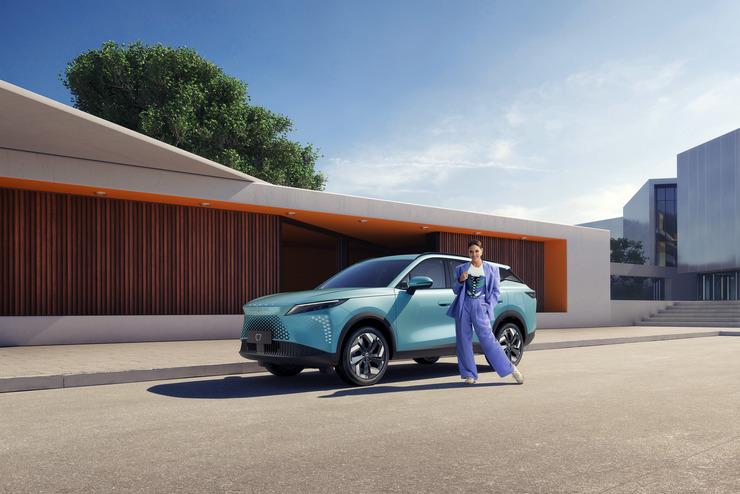 Omoda C7 Это сочетание современного дизайна, передовых технологий и высокого комфорта, созданное для тех, кто ценит стиль и драйв в каждом километре