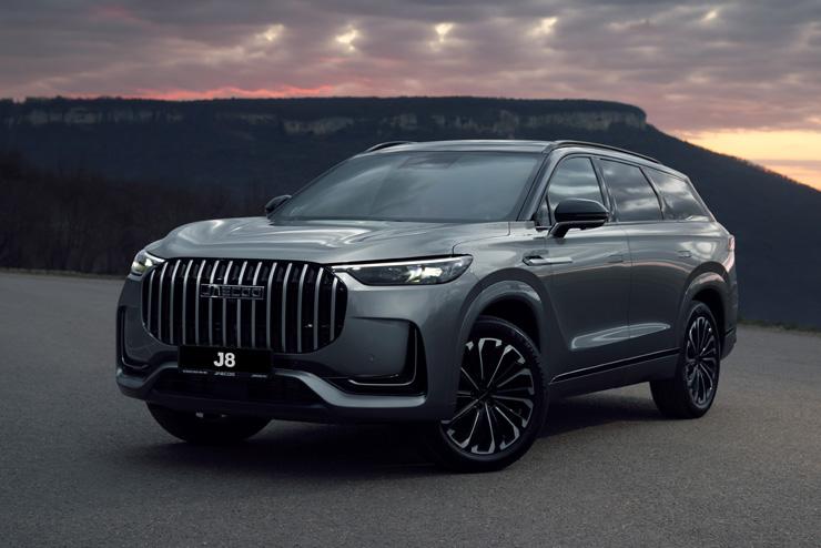 Безопасность превыше всего: комплексная система защиты водителя и пассажиров JAECOO J8