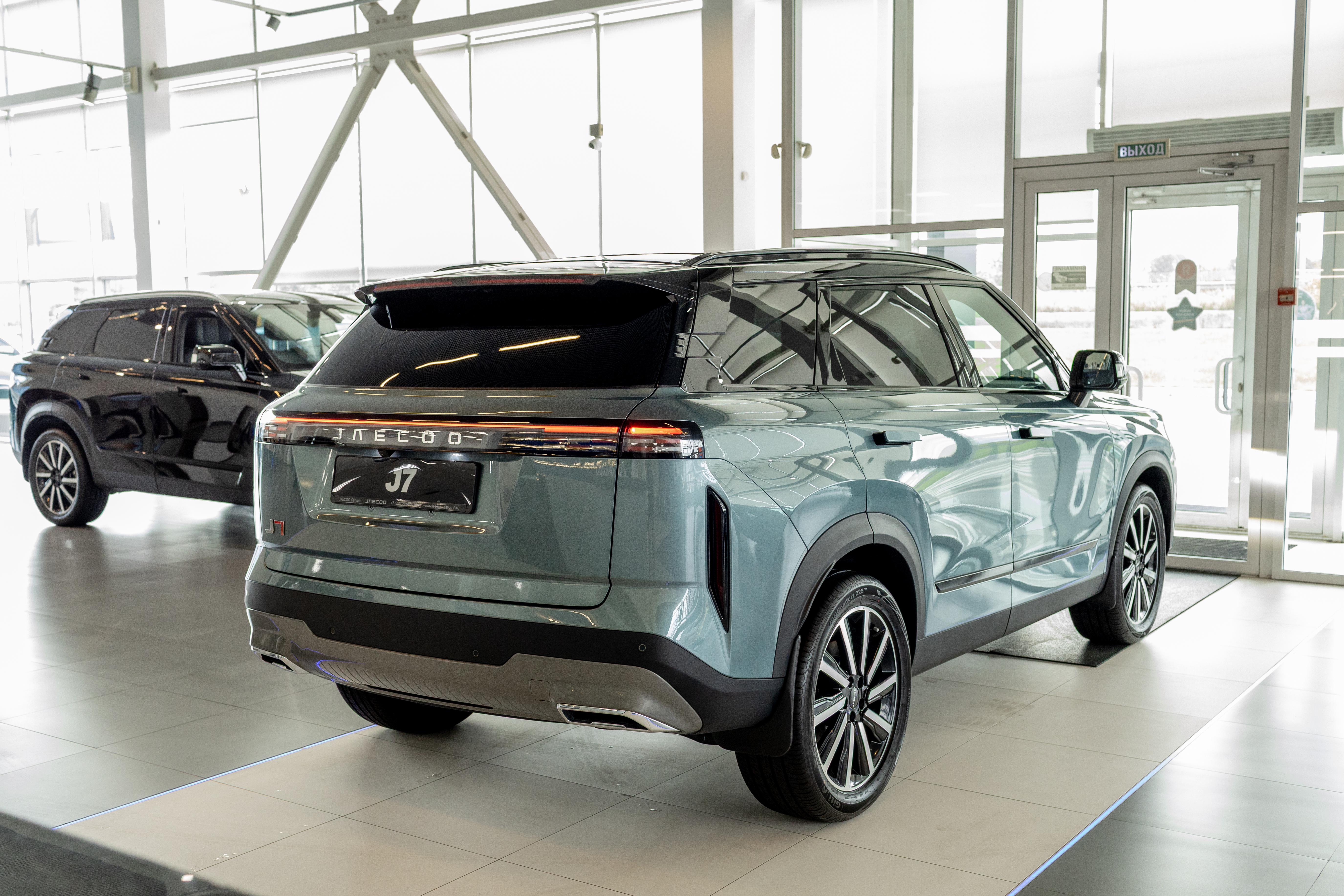  JAECOO J7 от 2 520 900 ₽ — современный дизайн, технологии и высокий уровень безопасности