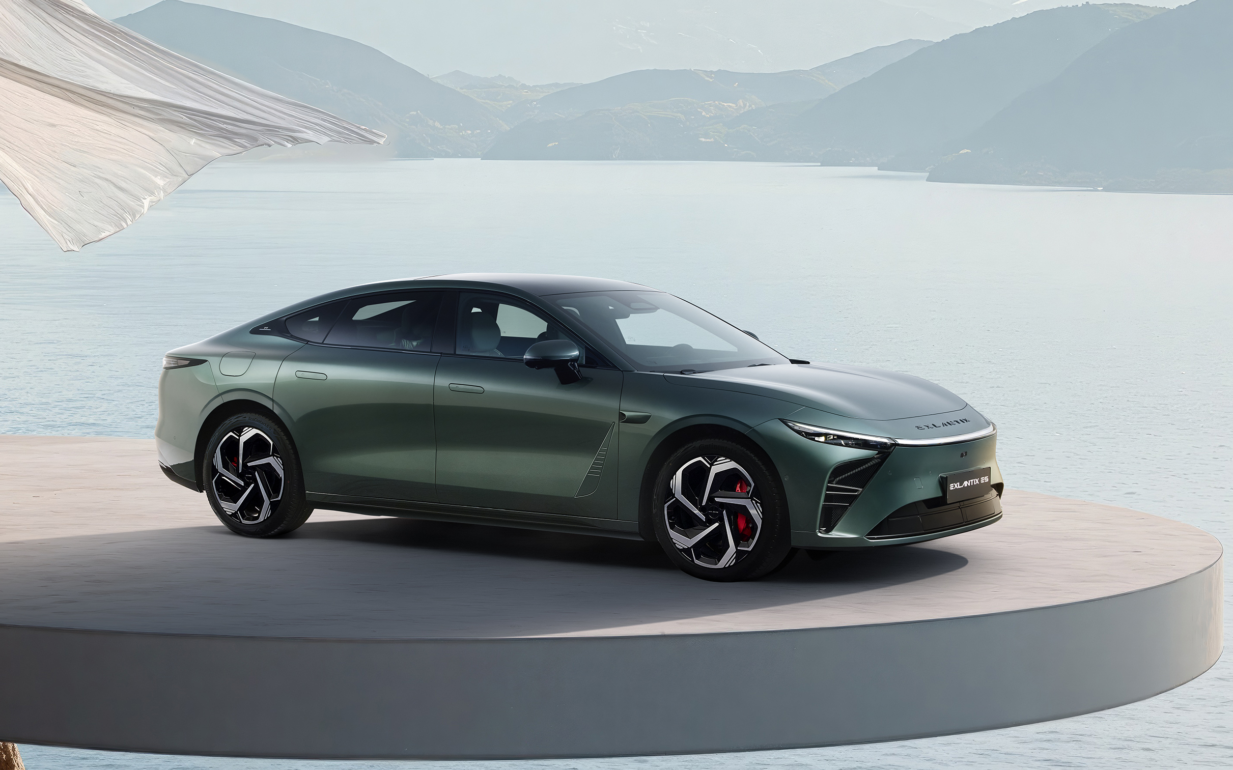 Триумф инноваций: четыре победы EXEED на премии "Автомобиль года в России - 2025"