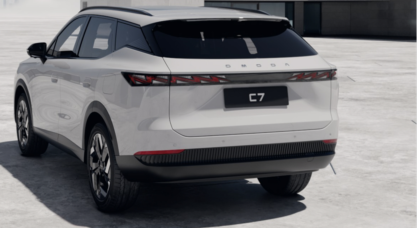 Практичность OMODA C7: объем багажника и возможности салона