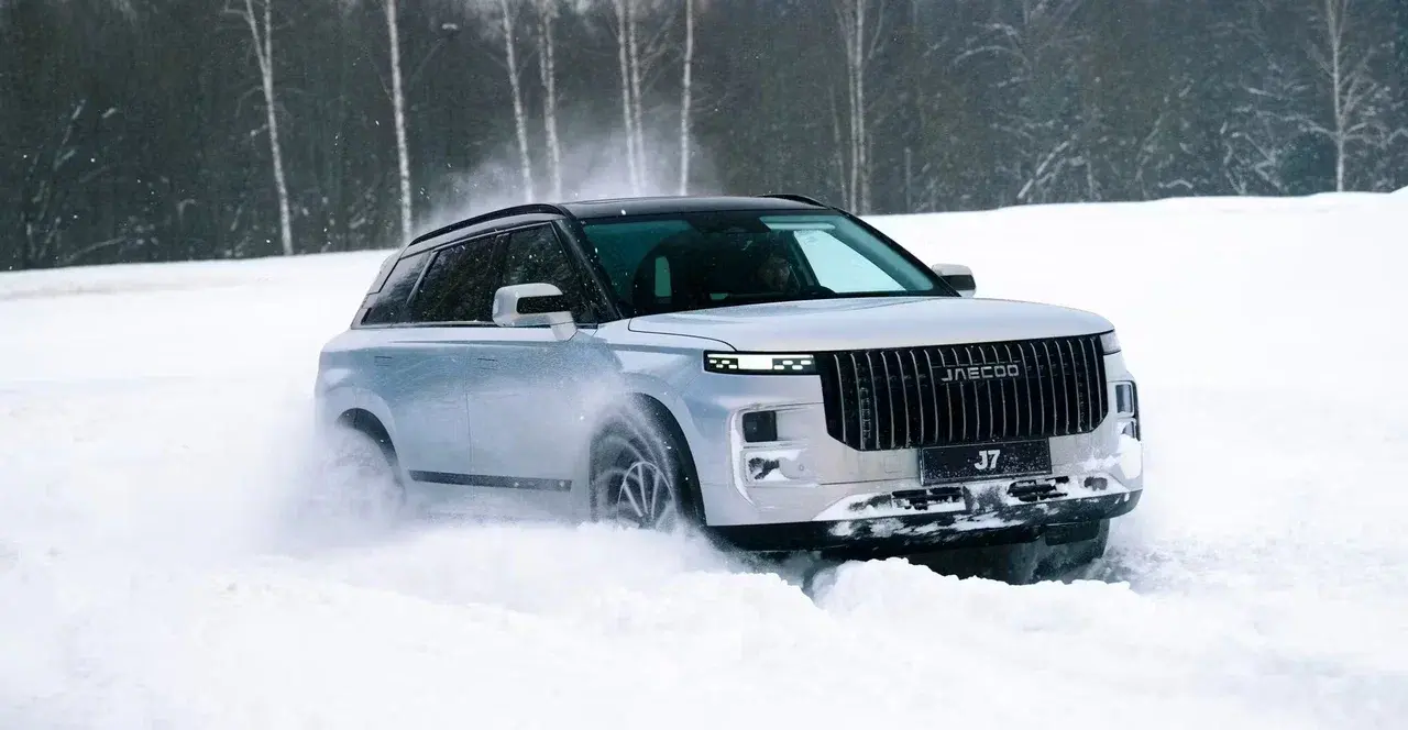 JAECOO J7 в комплектации Стиль / Lifestyle