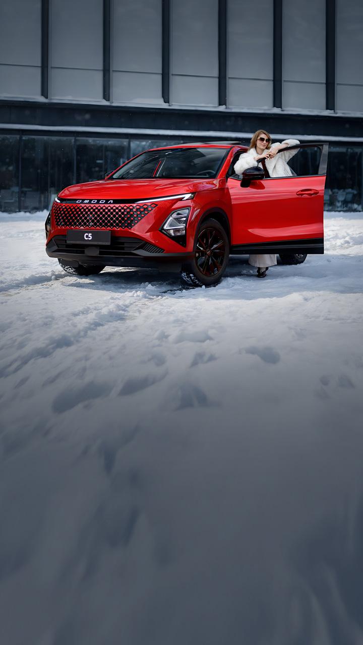 100 000 влюблённых в OMODA C5