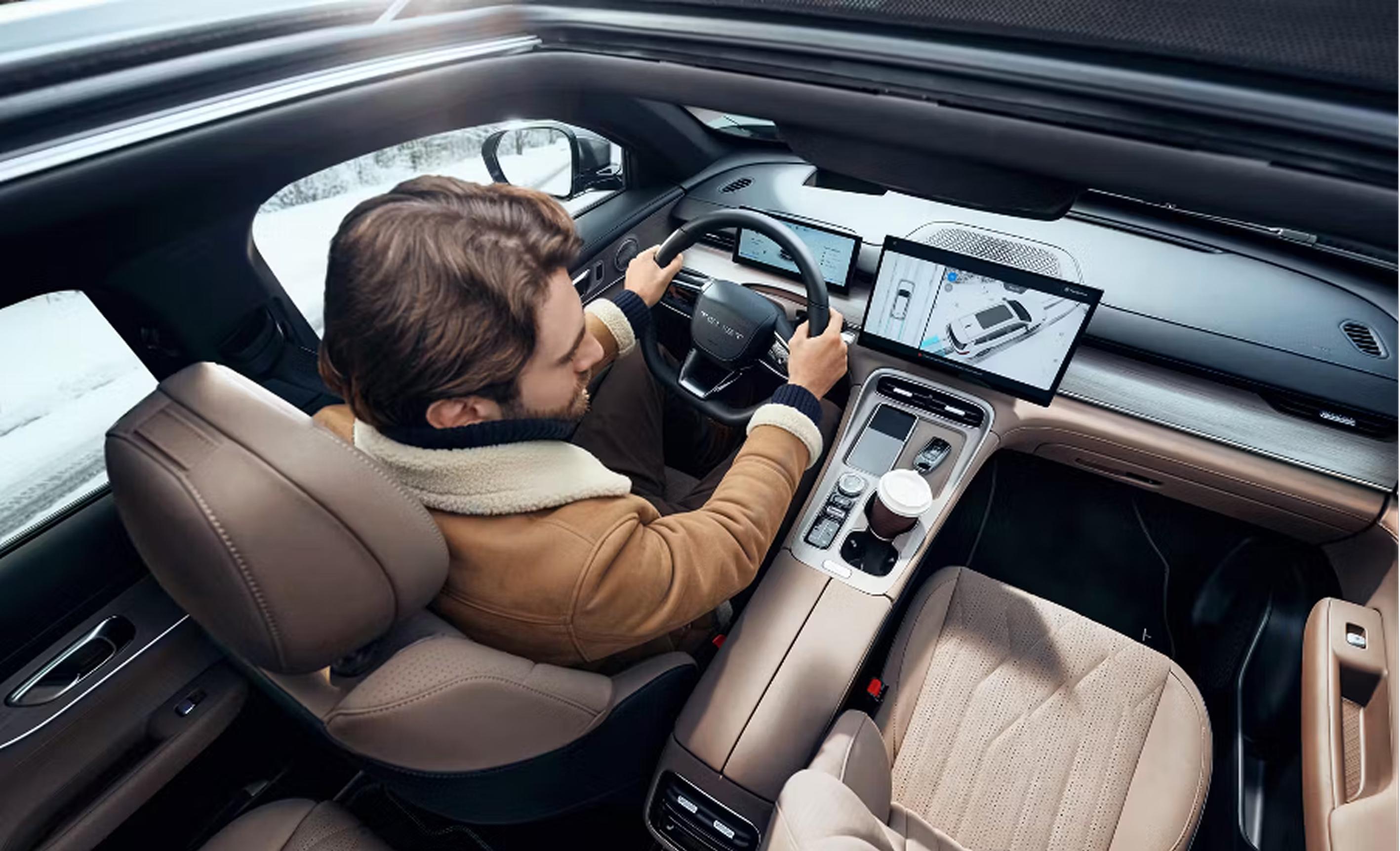 TENET T8: простор, технологии и безопасность для любых маршрутов