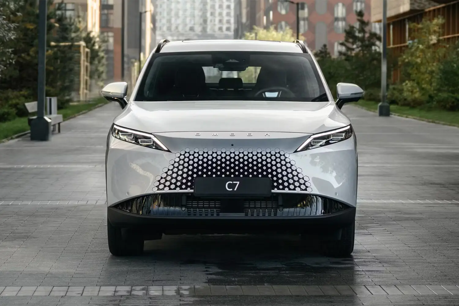 OMODA C7 для семьи: салон, багажник, комфорт и опции