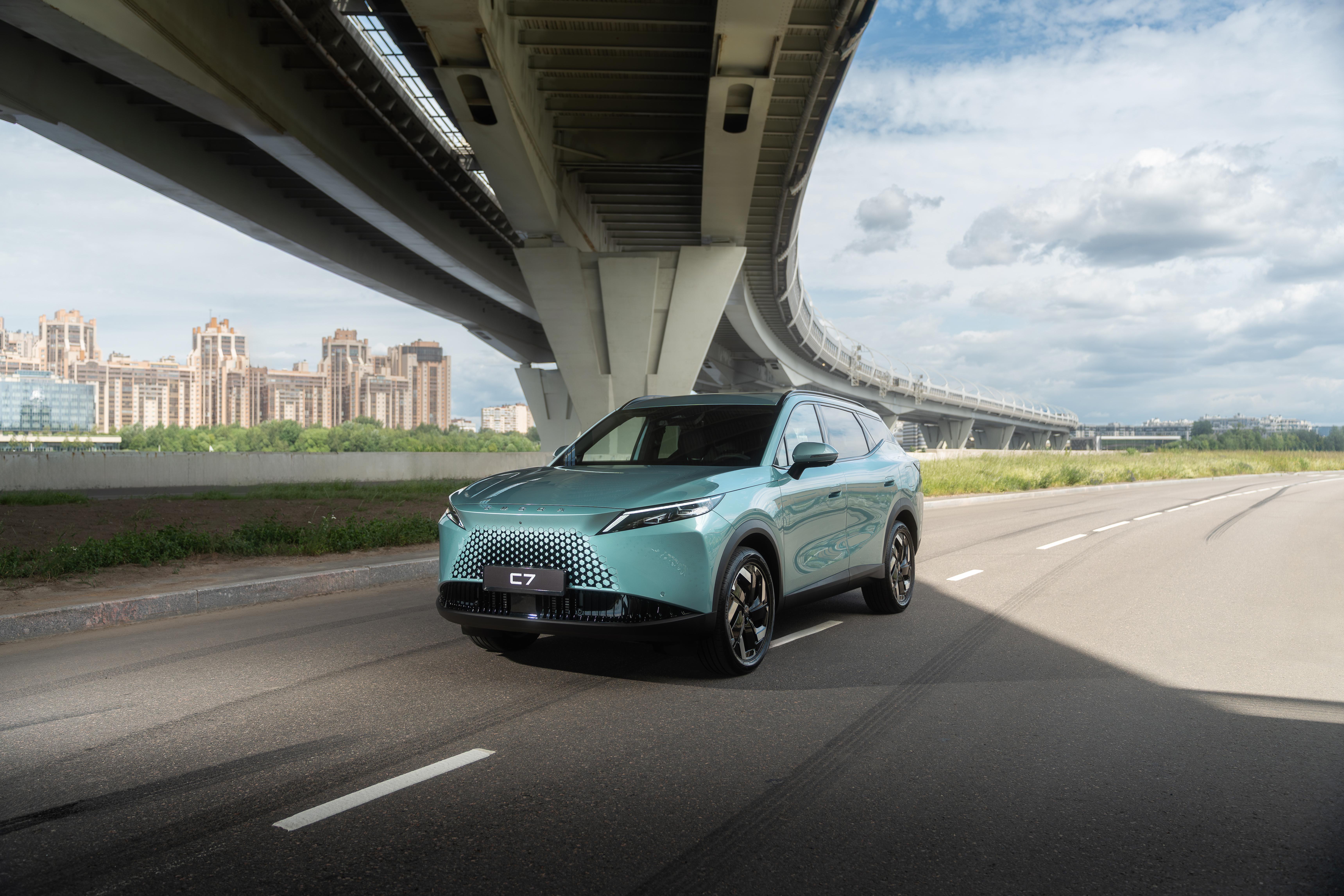 OMODA C7 в Тюмени — технологии и комфорт