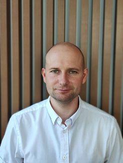 АНАТОЛИЙ ЛУЧКОВ