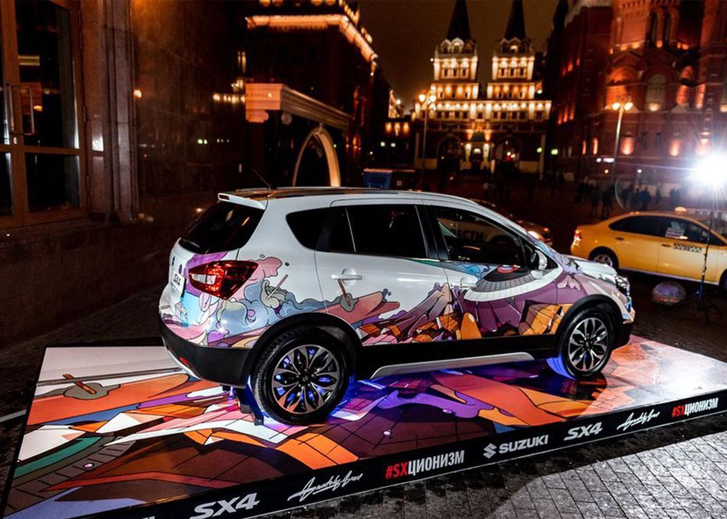 Suzuki SX4 в центре Москвы