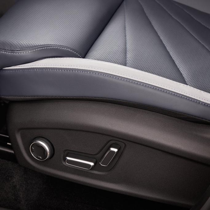 Регулировка передних сидений