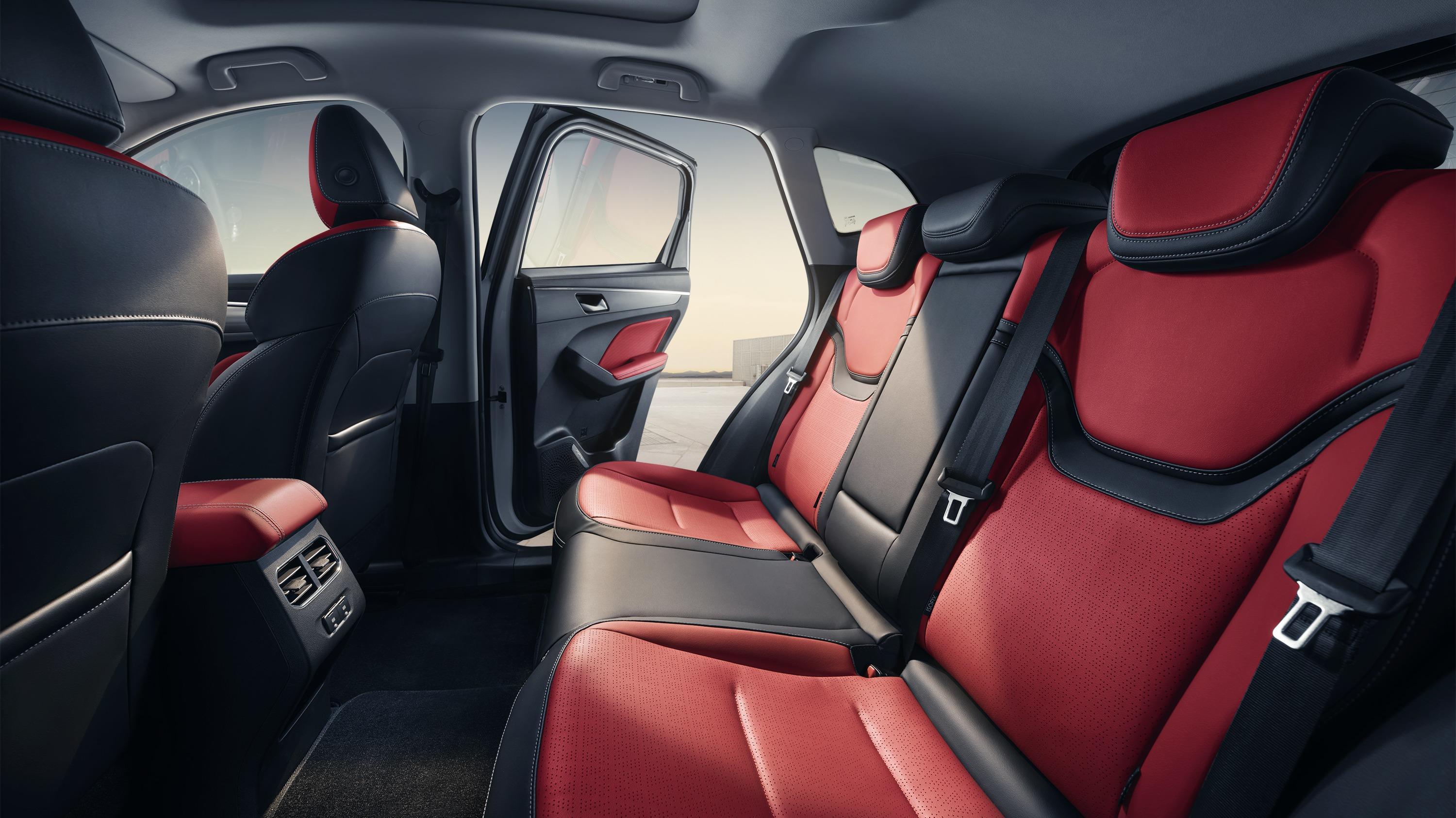 Семейный выбор: ISOFIX, багажник, 7 мест — какой HAVAL удобнее с детьми