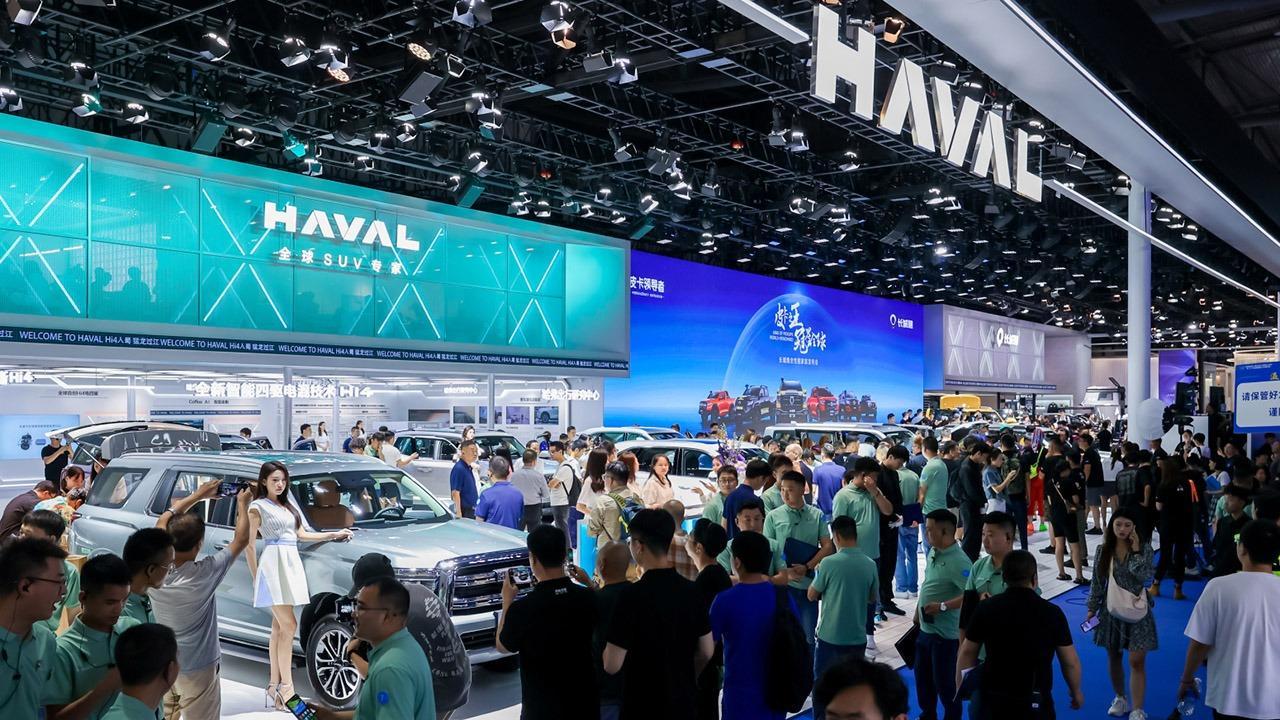 GWM представил линейку автомобилей на новой энергии на автосалоне в Чэнду-2023