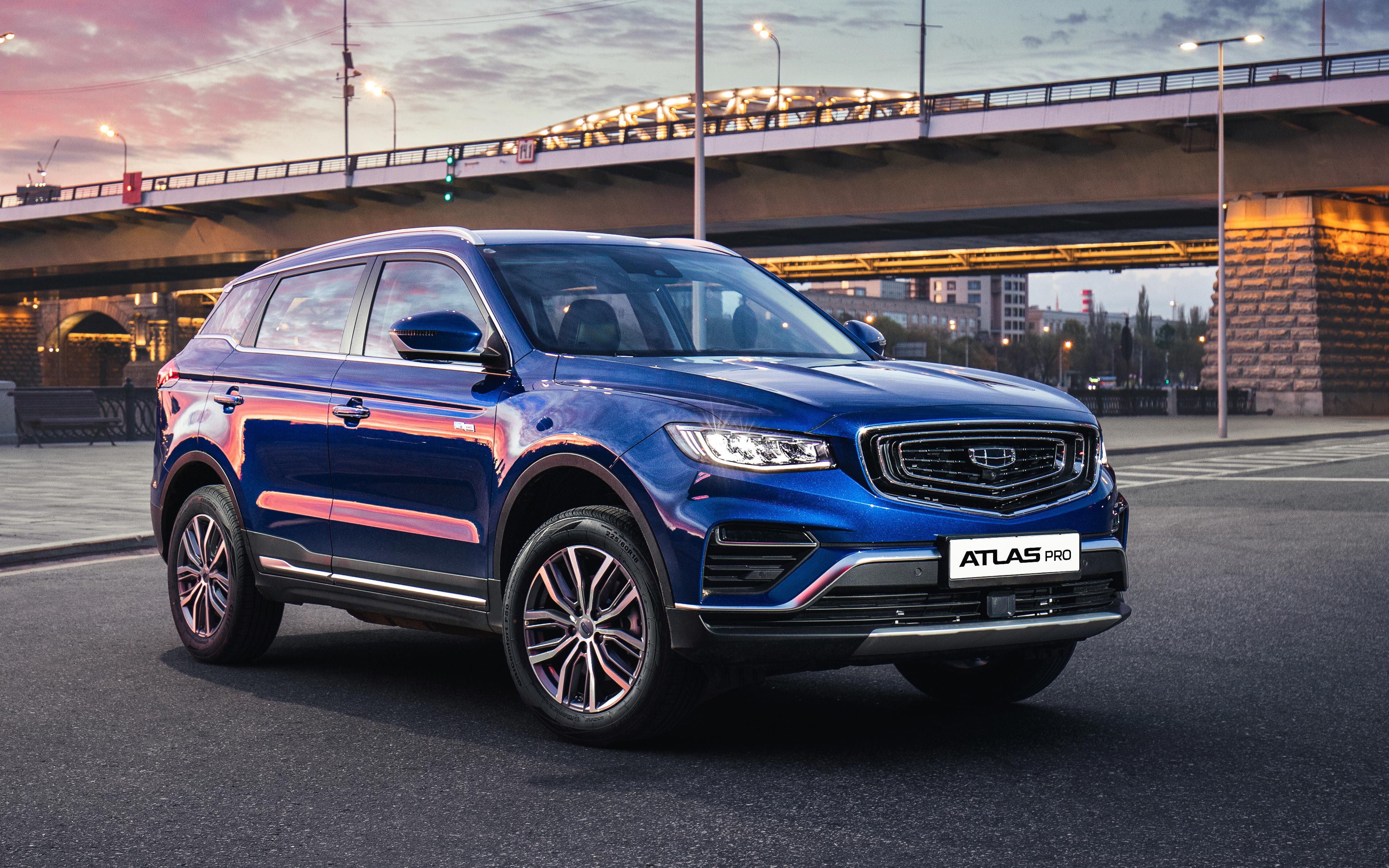 Сравнение Geely Atlas Pro и BELGEE X50: какой кроссовер выбрать?