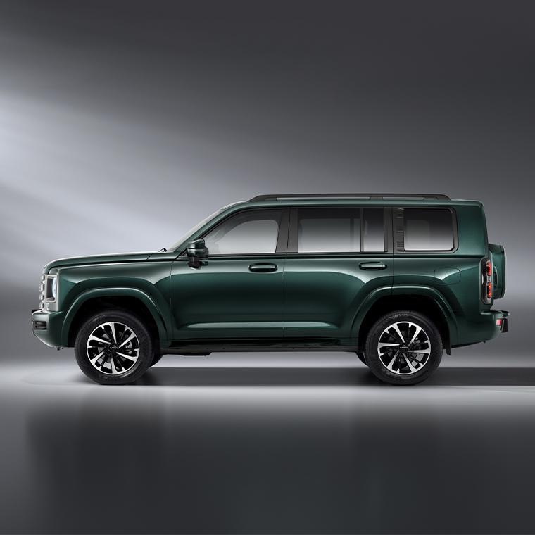 Новое поколение флагманского внедорожника готовится к запуску в России 