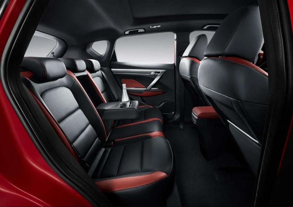 Задние сиденья