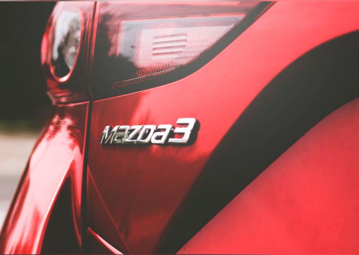 НОВОЕ ПОКОЛЕНИЕ MAZDA3 2019 ГОДА | ОФИЦИАЛЬНЫЙ ДИЛЕР «РОЛЬФ ЛАХТА MAZDA»