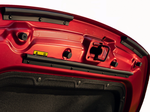 Уплотнитель капота