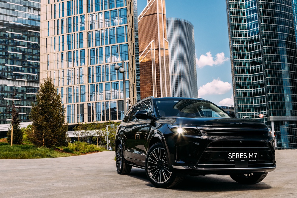 Гибридные войны AITO SERES М7 и LiXiang Li7