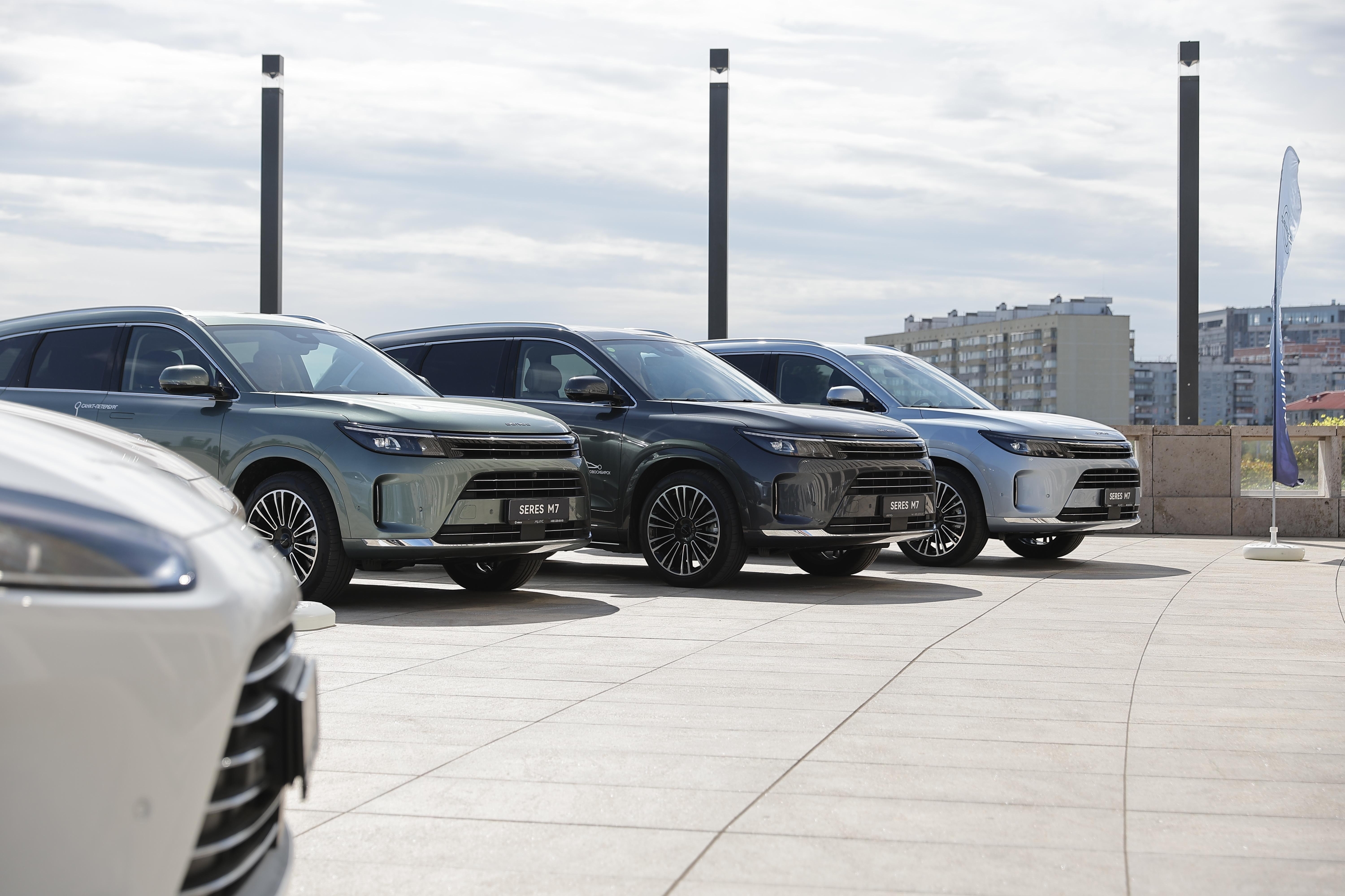 Всероссийское Road show автомобилей AITO SERES встретила одна из лучших арен страны – стадион ФК «Краснодар»