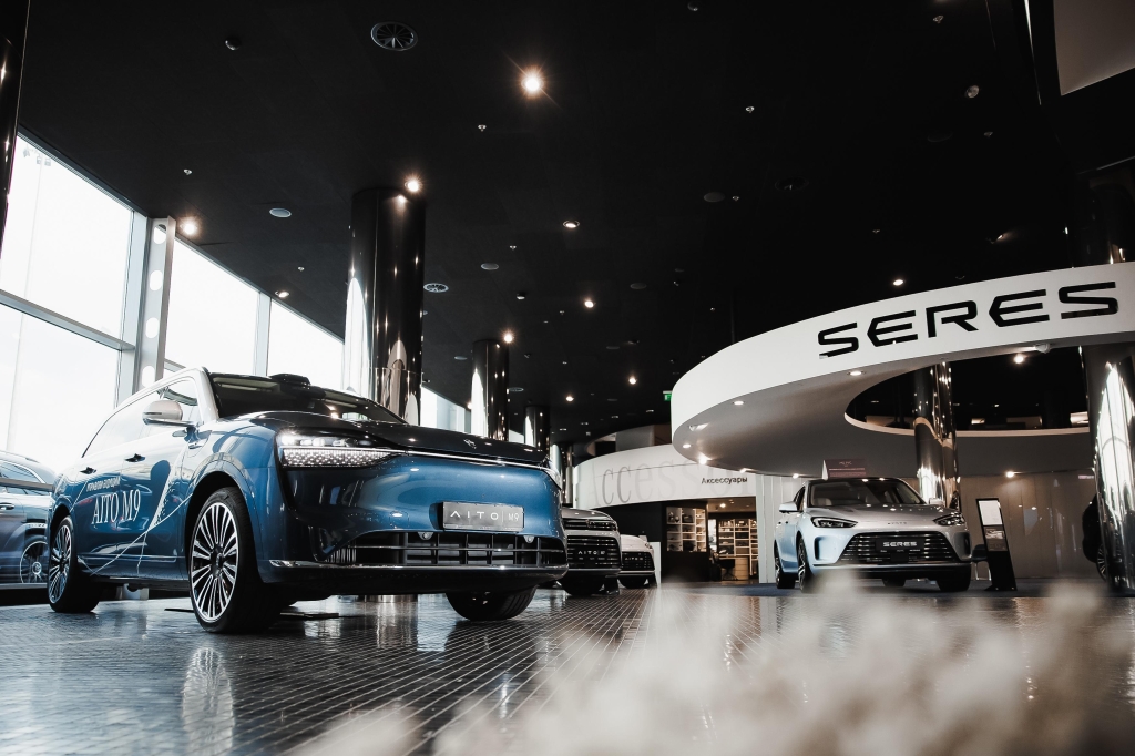 Роскошный флагманский кроссовер AITO SERES М9 доступен для тест-драйвов и предзаказов в салоне АО «МБ РУС»