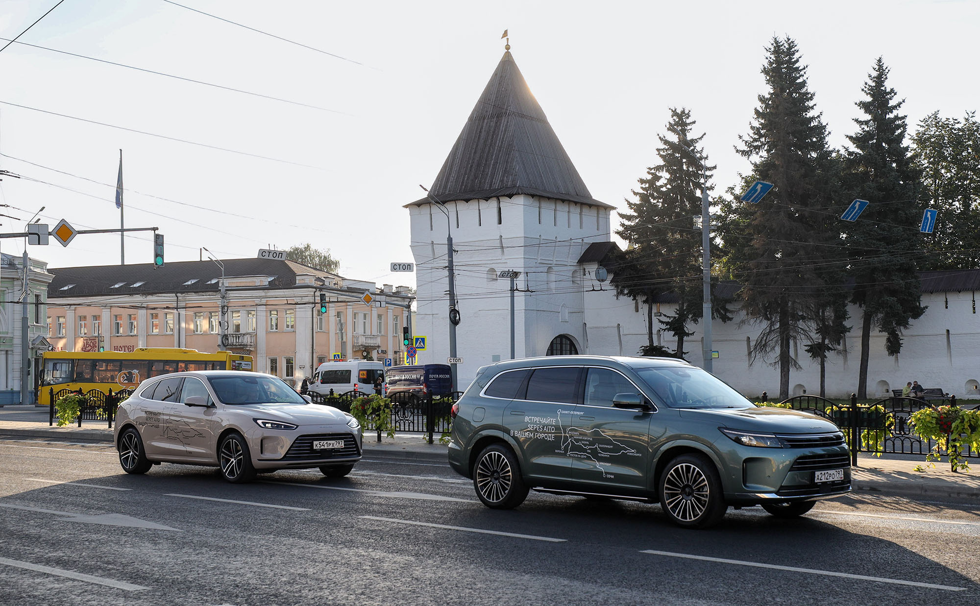 Всероссийское Road show автомобилей AITO SERES посетило столицу Золотого Кольца