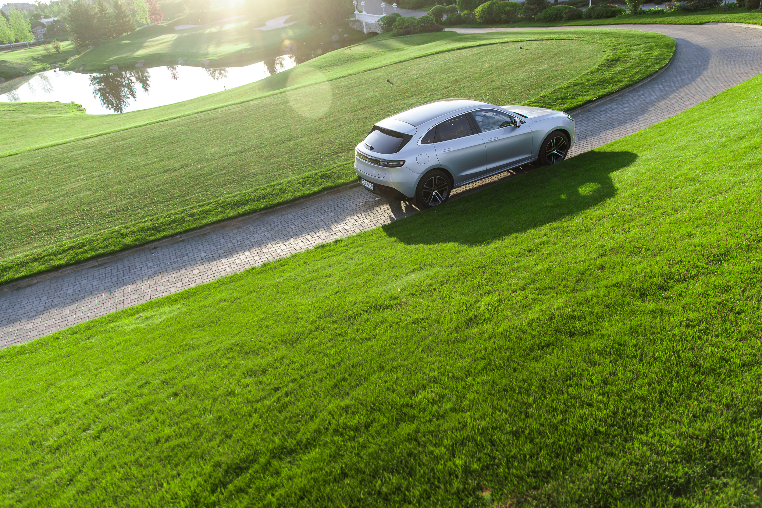 Премиальный автомобильный бренд AITO SERES проведет первое роуд-шоу по территории России