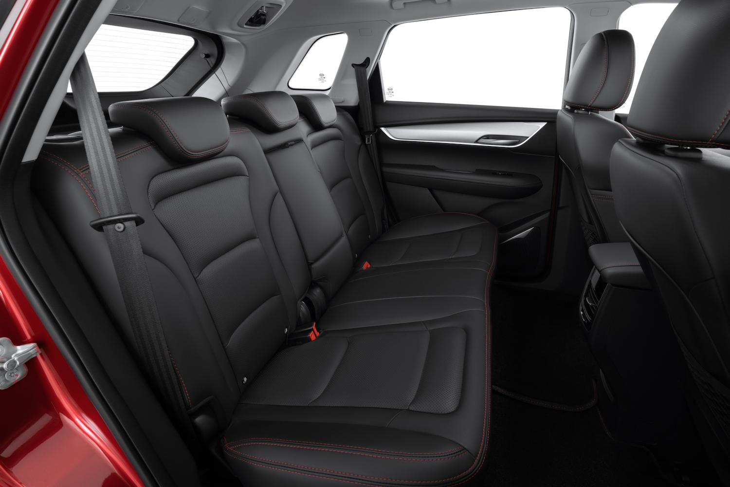 Просторный задний ряд