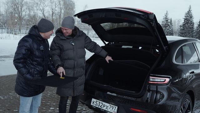 Телеканал «Драйв». Тест AITO SERES M5