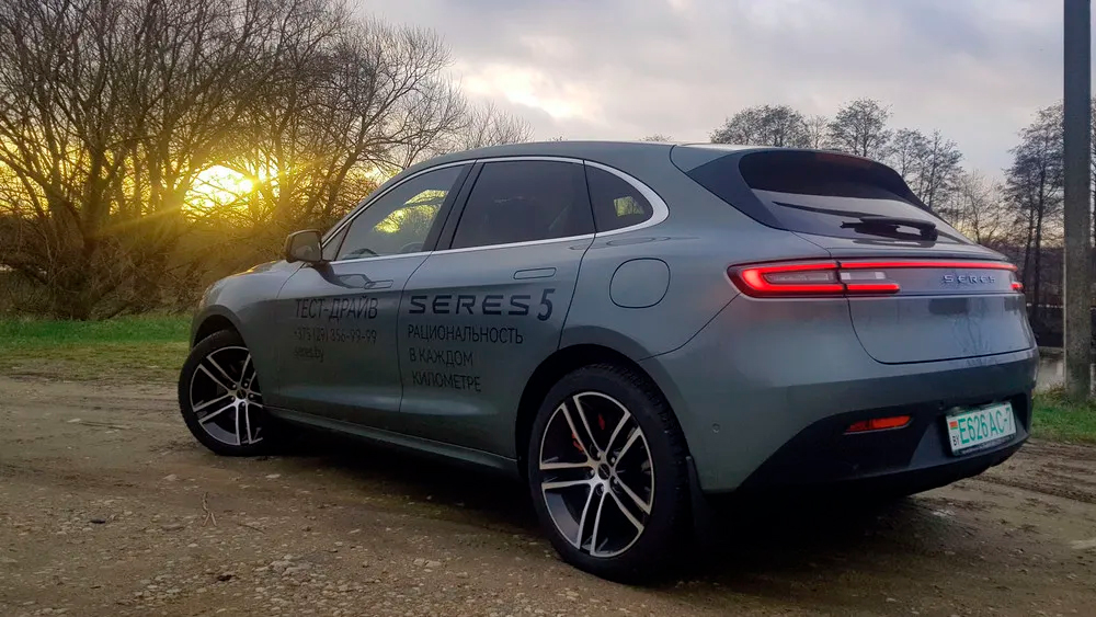 Инь и янь Seres 5. Тест-драйв последовательного гибрида, рассчитанного на европейцев