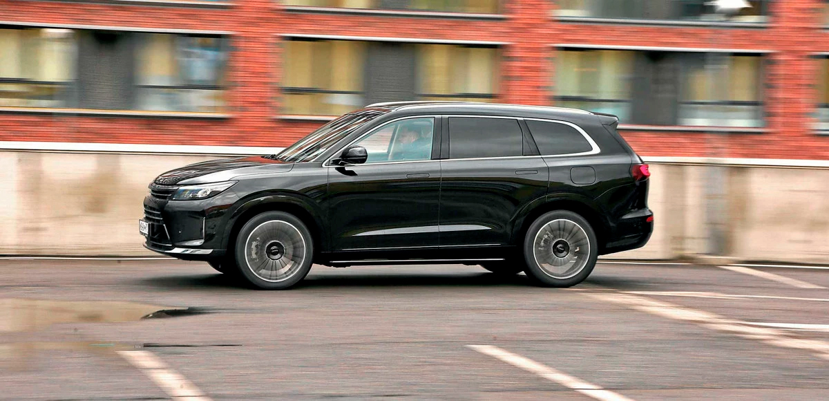 5колесо выяснил реальный расход гибрида Seres M7: обещают литр на сотню, а что в реальности?