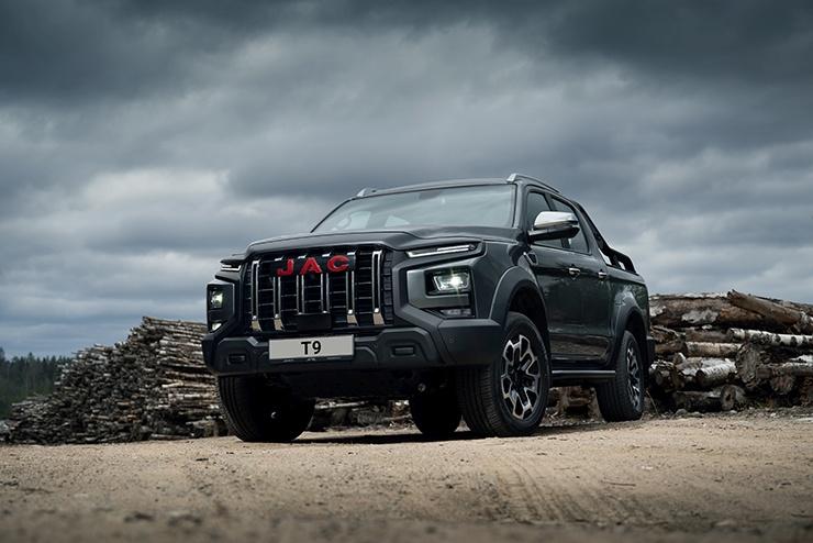JAC T9