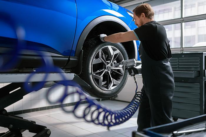 Сезонный шиномонтаж + проверка ходовой части а/м В ПОДАРОК