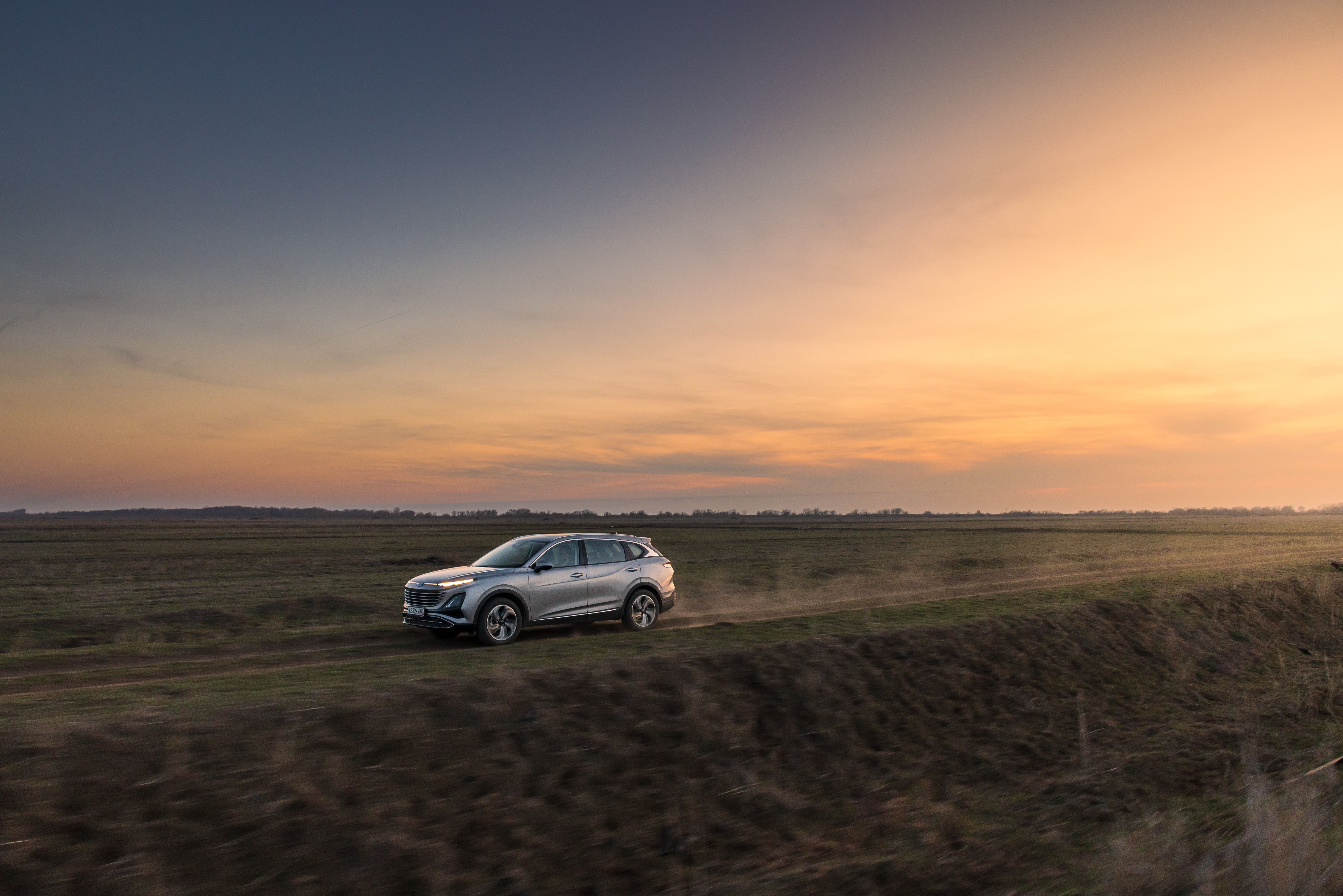 Новый BESTUNE T90 получил высокие оценки от автомобильных экспертов