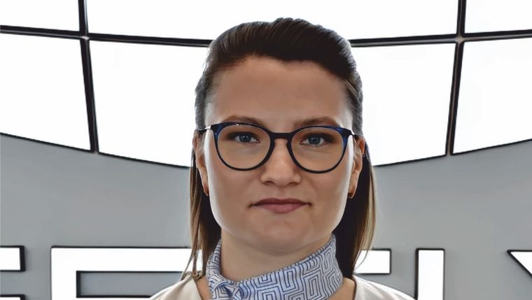 Никитина Юлия