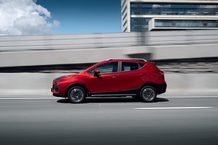 Особенности эксплуатации JAC в мегаполисах: поведение в пробках, удобство парковки и расход топлива