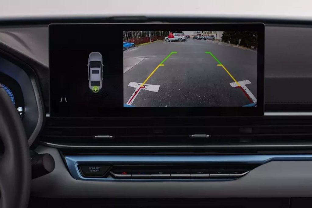 Задние датчики парковки*