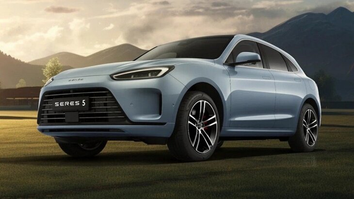 "Вечерняя передача": тест-драйв Seres M5