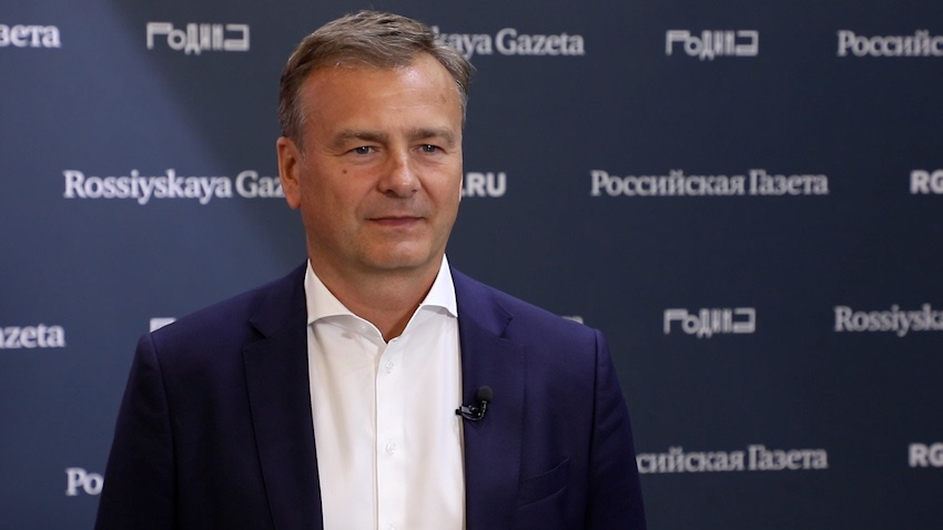 В России запустят продажу AITO SERES через салоны мобильной связи