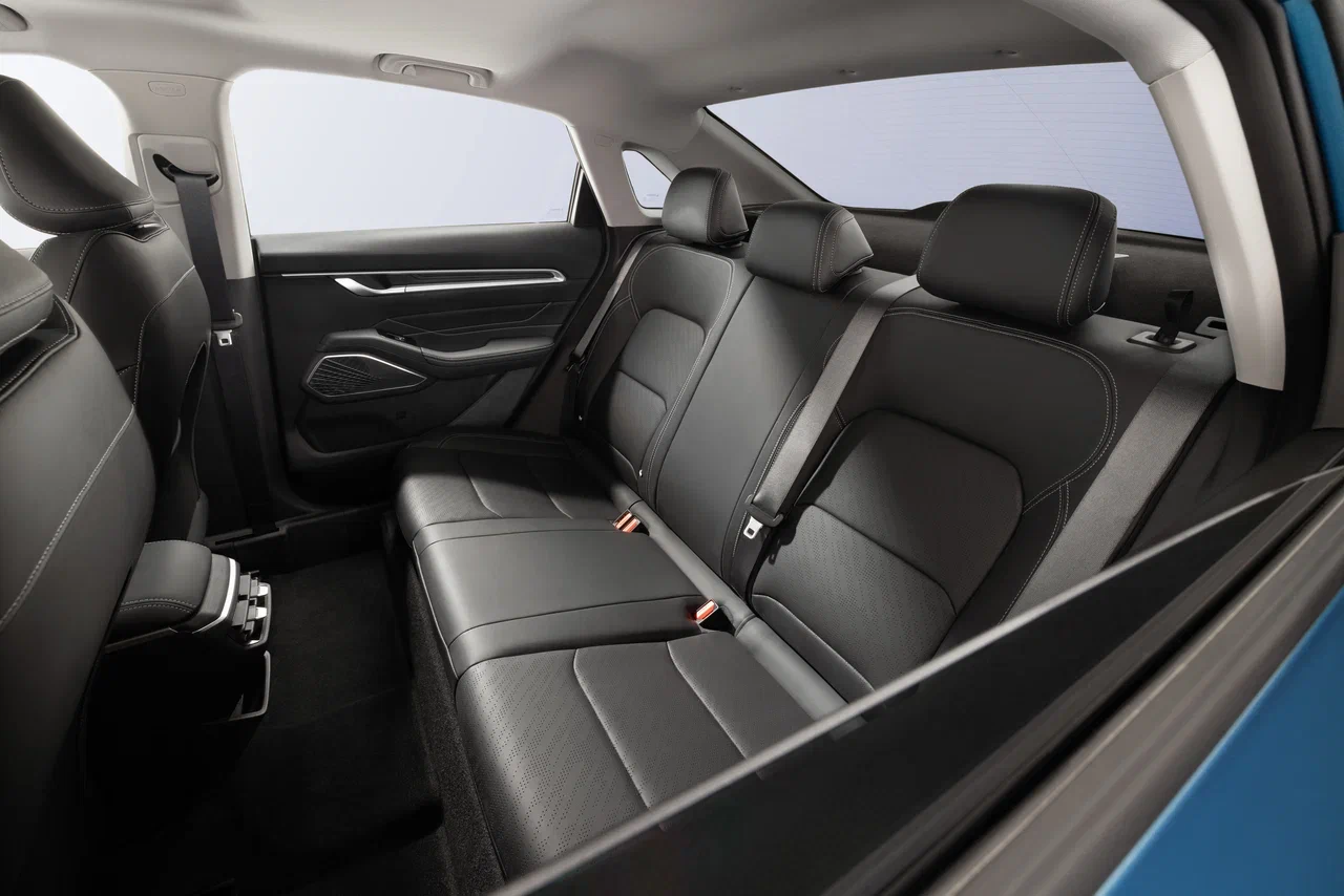 Задние сиденья